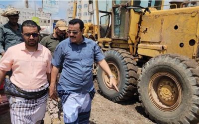 مدير عام المنصورة يشيد بجهود صندوق صيانة الطرق بتنفيذ الأعمال العاجلة لصيانة مشاريع الطرق