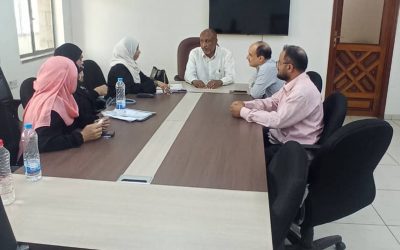 مدير عام دارسعد يناقش مع زكي حداد مشكلة مياه الصرف الصحي بدارسعد