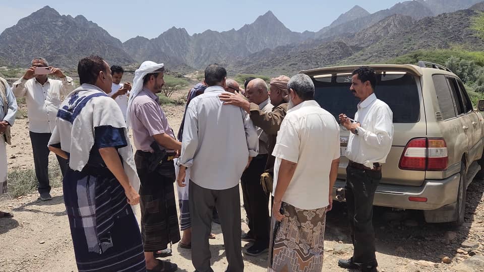 نزول لجنة من المؤسسة العامة للكهرباء لتحديد موقع لمحطة كهرباء تعمل بالمازوت وللطاقة الشمسية في الجبوب مشألة .