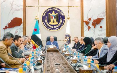 هيئة الرئاسة تُطالب مجلس القيادة بإجراءات حازمة وحاسمة توقف العبث بملف الخدمات