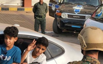 عدن: قوات الطوارئ والدعم الأمني تنفذ انتشارًا أمنيًا مكثفًا لتأمين العاصمة خلال أيام العيد