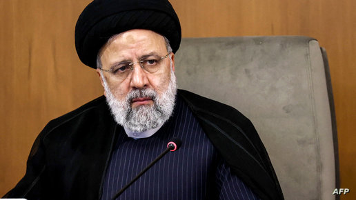 “حادث صعب” لمروحية بموكب الرئيس الإيراني.. وغموض بشأن وضعه