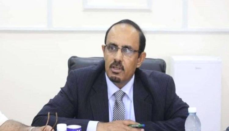 رئيس «كاك بنك» يعزي محافظ حضرموت وكافة أفراد أسرته في وفاة زوجته الفاضلة