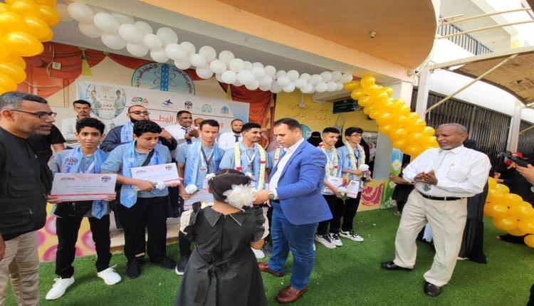 مدارس سماء عدن والنبراس تستقبل ابطالها الفائزين بأعلى الالقاب في البطولة العربية الـ15 للروبوت والذكاء الاصطناعي