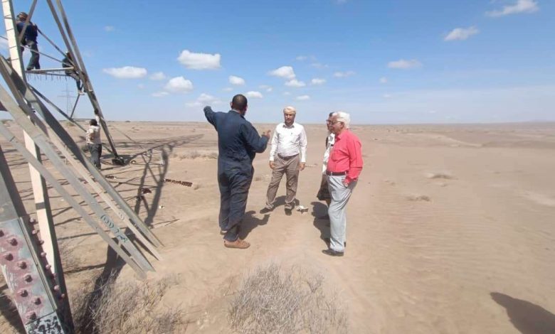 فريق من انتقالي أبين يطلع على الأعمال التخريبية لخطوط نقل الكهرباء بالمحافظة