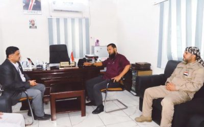 العمري يؤكد الاستعداد لتمويل تجهيز قسم الرقود في مستشفى عبود العسكري بعدن