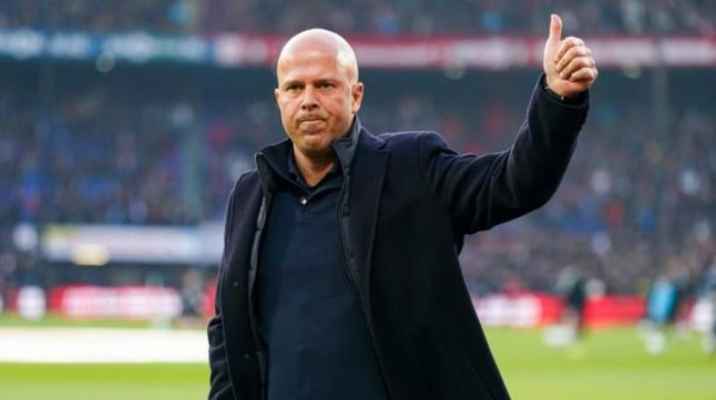 ليفربول يعلن رسميًا تعاقده مع المدرب آرني سلوت