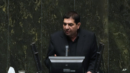الرئيس الإيراني المؤقت يتحدث أمام البرلمان الجديد