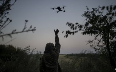موسكو تعلن اعتراض أكثر من 100 مسيرة أوكرانية واحتواء حريق في مصفاة روسية
