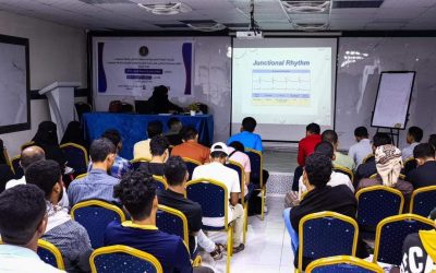 منسقية الانتقالي بكلية الطب والعلوم الصحية بجامعة حضرموت تنظم دورة تدريبية في “مهارات قراءة تخطيط القلب”