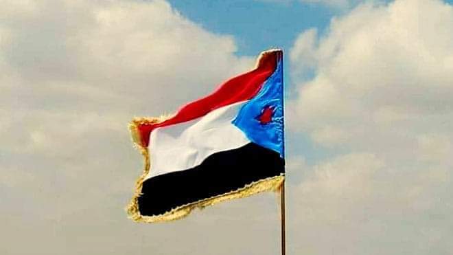 الناشط العولقي يحذر من مؤامرة جديدة تستهدف عدن والجنوب