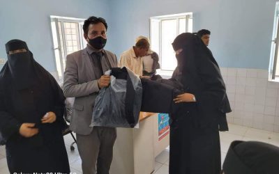 المدحدح يدشن توزيع حقائب على متطوعات صحة وتغذية المجتمع في مديرية أحور