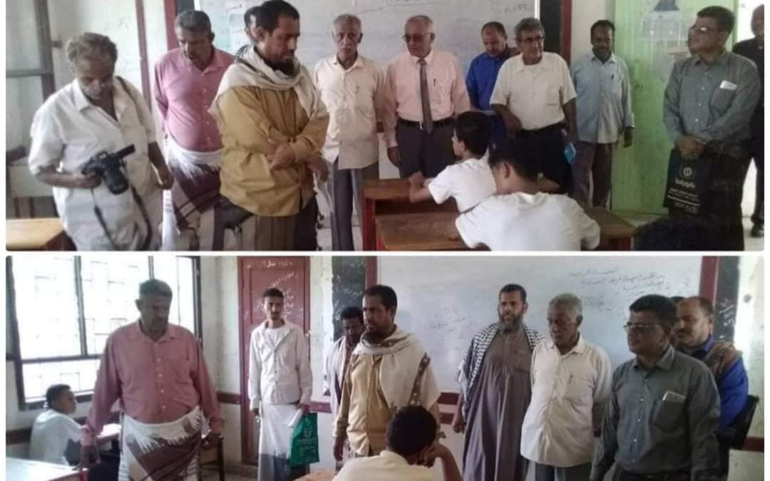 قيادة السلطة المحلية خنفر والمجلس الإنتقالي في المديرية  يدشنان   الإمتحانات النهائية في مدارس خنفر