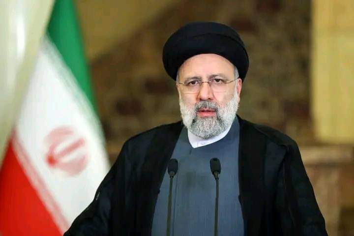 مروحية تقل الرئيس الإيراني تتعرض لحادث