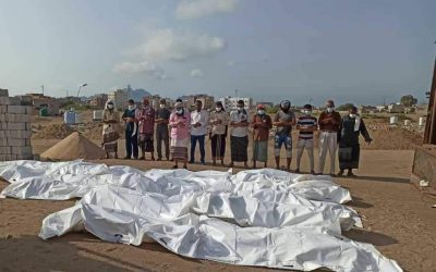 لحج: دفن 17 جثة مجهولة الهوية عقب تعفنها بسبب انقطاع الكهرباء