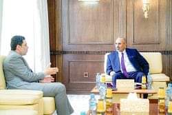 الرئيس الزُبيدي يشدد على ضرورة اضطلاع الحكومة بمسؤولياتها في انتشال الوضع الاقتصادي والخدمي