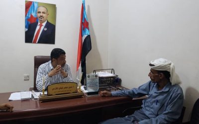 رئيس انتقالي أبين يناقش الأوضاع الخدمية  في مديرية جيشان