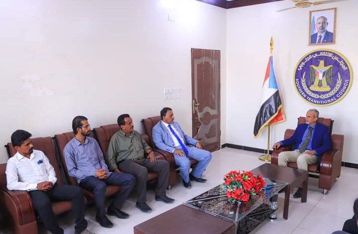 نائب رئيس تنفيذية انتقالي شبوة يلتقي الوكيل الشبحي رئيس لجنة الصحة والبيئة في الجمعية الوطنية