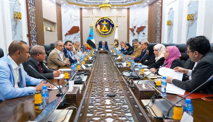 هيئة الرئاسة تقف على آخر التحضيرات للاحتفاء بالذكرى السابعة لإعلان عدن التاريخي وتأسيس المجلس
