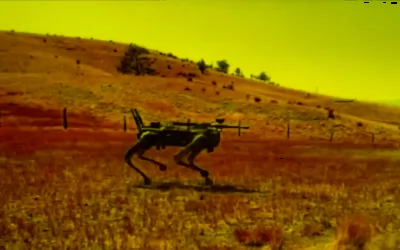 كلب آلي مسلّح بالذكاء الاصطناعي.. سلاح جديد في حروب الجيل الخامس