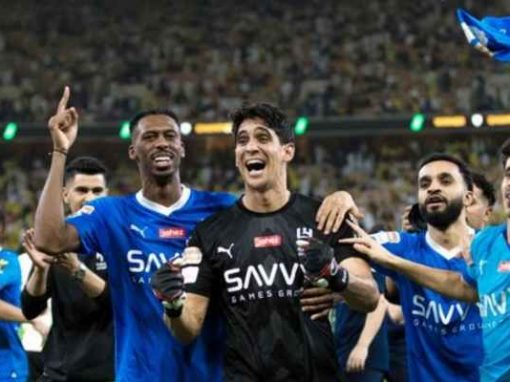 ركلة الجزاء التي تصدى لها بونو واهدت الهلال اللقب