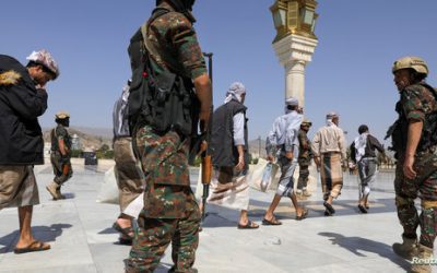 الحوثيون يحتجزون يمنيين يعملون بمنظمات أممية