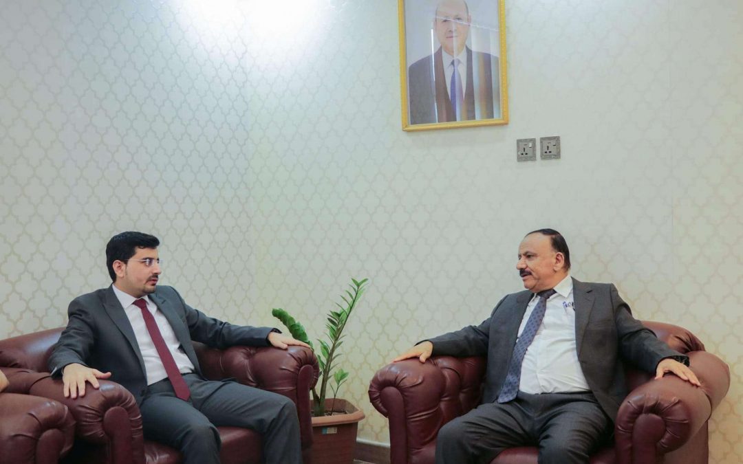 وزير النقل يلتقي رئيس انتقالي محافظة المهرة بن عفرار
