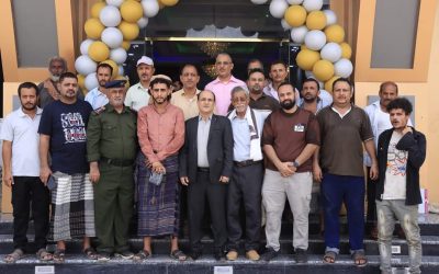 تشجيعاً للإستثمار  ..مديرعام مديرية دارسعد يفتتح فندق تاور زون