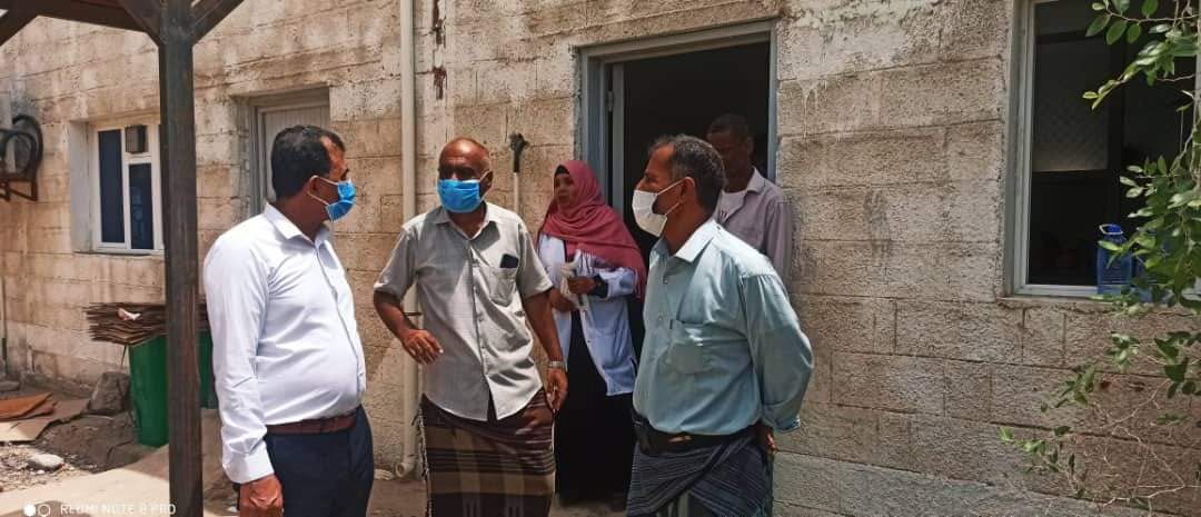 نائب رئيس انتقالي أبين يتفقد مركز الحجر الصحي بزنجبار