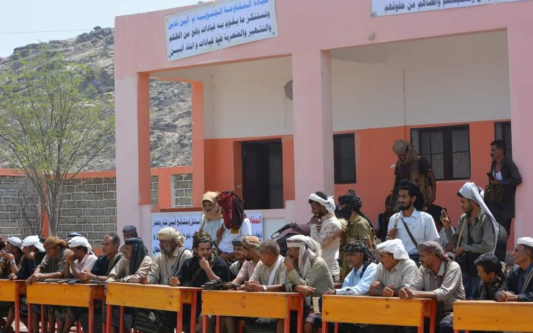 اجتماع موسع لقبائل أبين بلودر لاستنكار مايتعرض له ابناءها ولتوحيد صفها