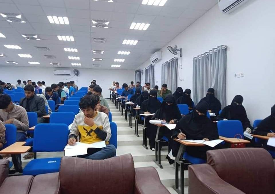 جامعة شبوة تدشن إمتحانات الفصل الثاني في جميع كلياتها