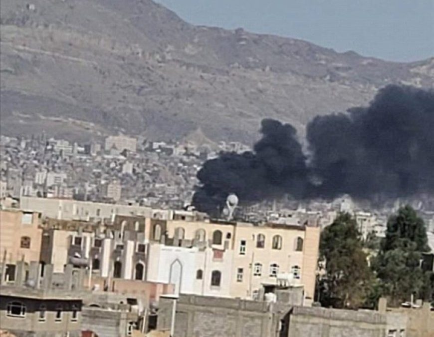 طيران حربي ينفذ غارات على مواقع الحوثيين في صنعاء