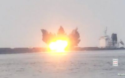 الحوثيون يعلنون استهداف سفينتين في البحر الأحمر والمحيط الهندي