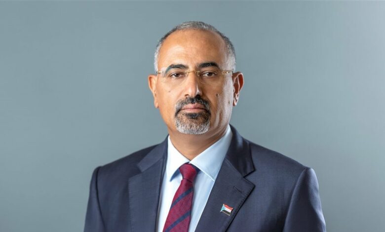 هذا ما قاله الرئيس القائد الزُبيدي لأبناء العاصمة عدن عن إنجاز مشروع محطة الطاقة الشمسية 120 ميجاوات