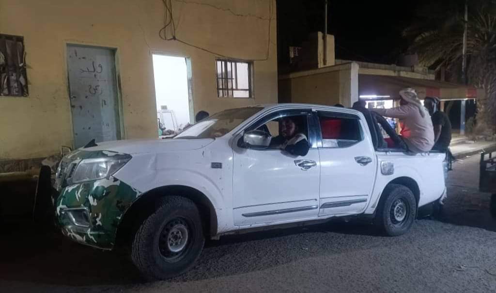 مواصلة للحملة الامنية في أبين ..مدير أمن خنفر يقود حملة أمنية لتنفيذ قرار تركيب كاميرات مراقبة في المحلات التجارية بجعار