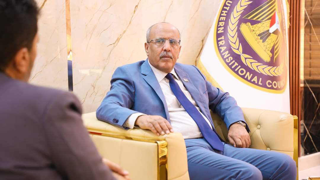 الكثيري يطَّلع على الأوضاع الخدمية والأمنية بمحافظة أبين