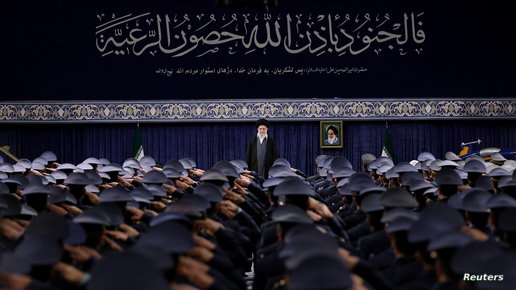 مقابل وقف النار بغزة.. هل تتخلى إيران عن “خطط الانتقام” من إسرائيل؟