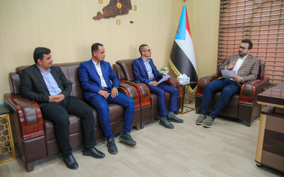 الهيئة الوطنية للإعلام تقر إطلاق موقع الكتروني وطباعة كتاب لأول دليل سياحي للعاصمة عدن