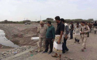 الحالمي يتفقد أعمال صيانة الجسر الأرضي في وادي بله