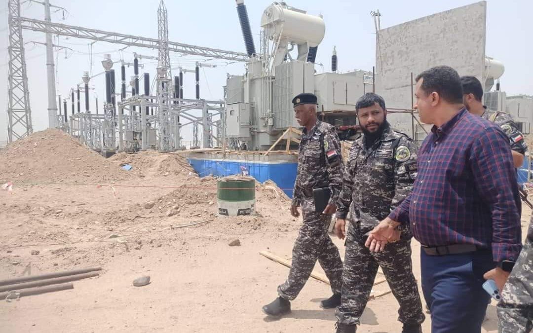 بن عفيف والوليدي يتفقدان محطة الطاقة الشمسية في عدن