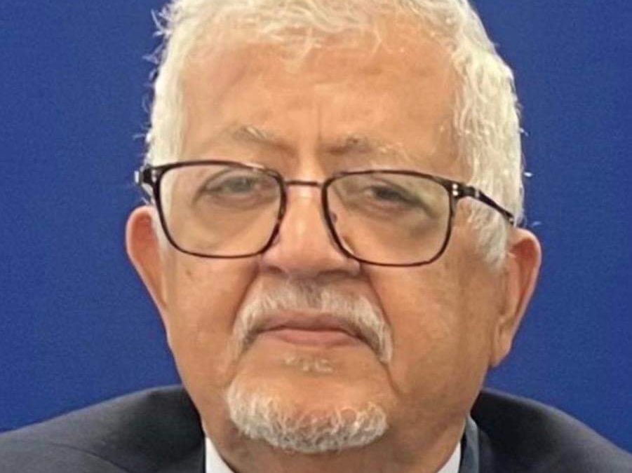 د. ياسين سعيد نعمان كل الذين تعاقدوا مع الإرهاب كانوا بحاجة إلى ستر عورات ضعفهم
