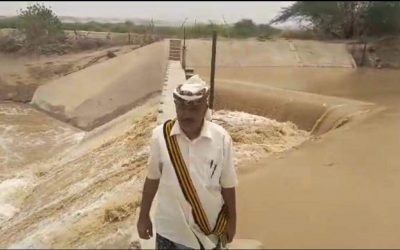 المهندس درويش والشيخ علي ناصر يتفقدون تصريف المياه في قناة فؤاد بدلتا أحور