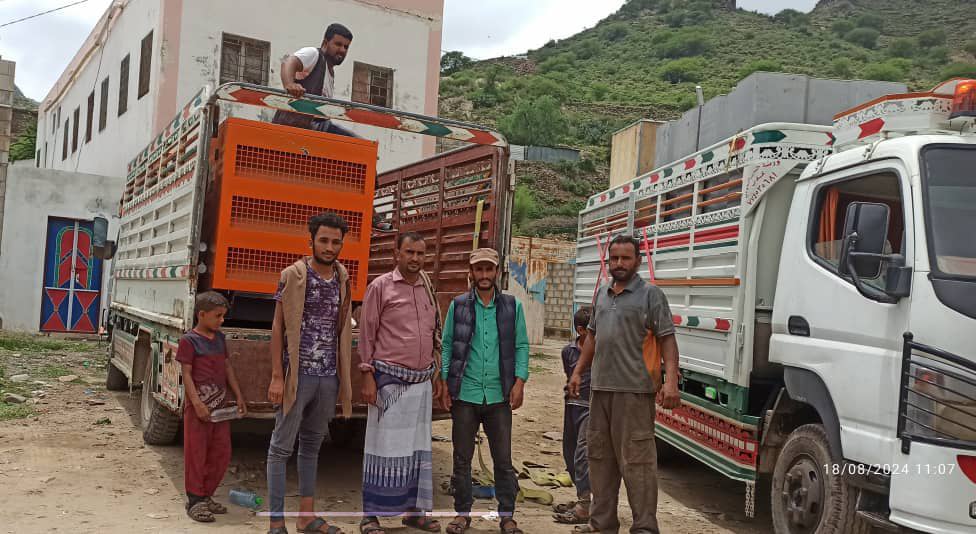 وصول فريق هندسي إلى يافع سرار لاستكمال العمل في محطة يمن موبايل للهاتف النقال