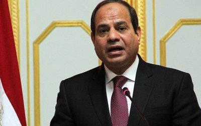 رئيس مصر يدعو لإنهاء مأساة غزة فورا ويحذر من حرب إقليمية