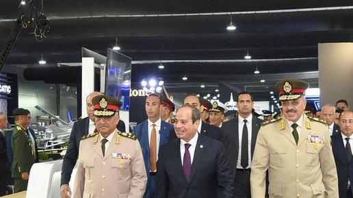 الصين تستعرض مقاتلاتها في مصر.. لكن “الطلب محل تساؤل”