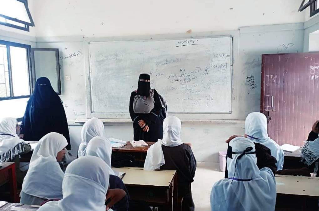إدارة التعليم بانتقالي أبين تتفقد سير العملية التعليمية بمجمع الفتح بالمسيمير