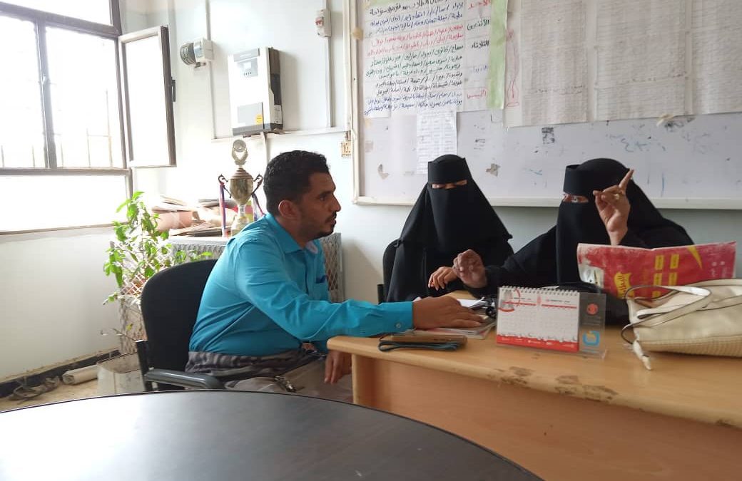 اجتماع مثمر بين مؤسسة ثمار الخير ومديرة مدرسة الميثاق لمناقشة الإصلاحات المدرسية