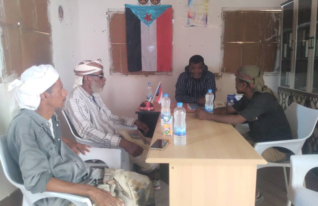 حضرموت .. القيادة المحلية لانتقالي بروم ميفع تتكفل بإصلاح مولد الضخ لمشروع مياة غيظة (البهيش)