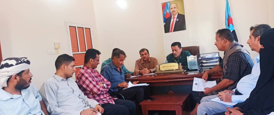 انتقالي أبين يدعو الأجهزة الأمنية بالمحافظة القيام بواجبها في حفظ الأمن والاستقرار والوقوف بحزم تجاه الأعمال العدائية التي تستهدف العملية التعليمية