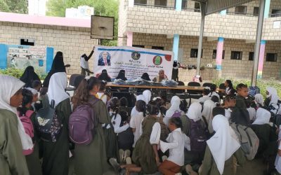 ادارة التعليم بانتقالي ابين تدشن توزيع الحقائب المدرسية لذوي الاحتياجات الخاصة بمدارس خنفر